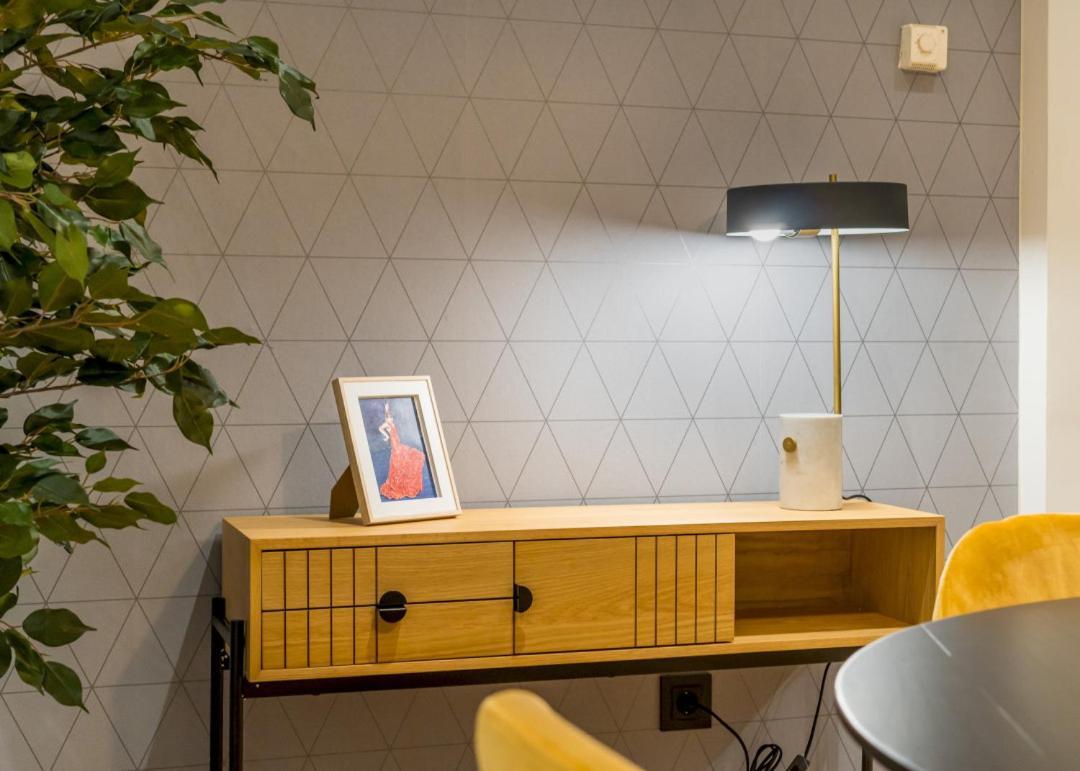 Wide And Modern -1Bd 1,5 Bth- Malasana Мадрид Екстериор снимка